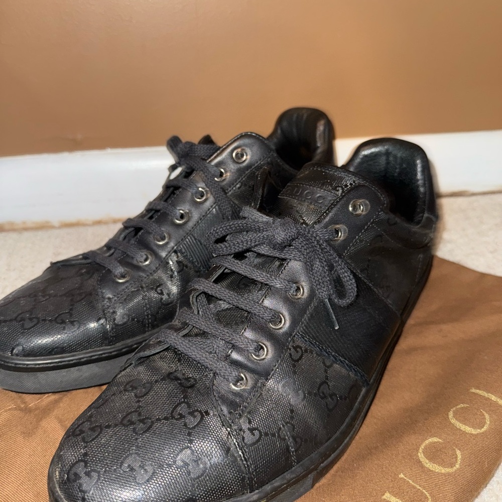 Black Gucci Guccissima Low Top Sneakers - Picture 2 of 6